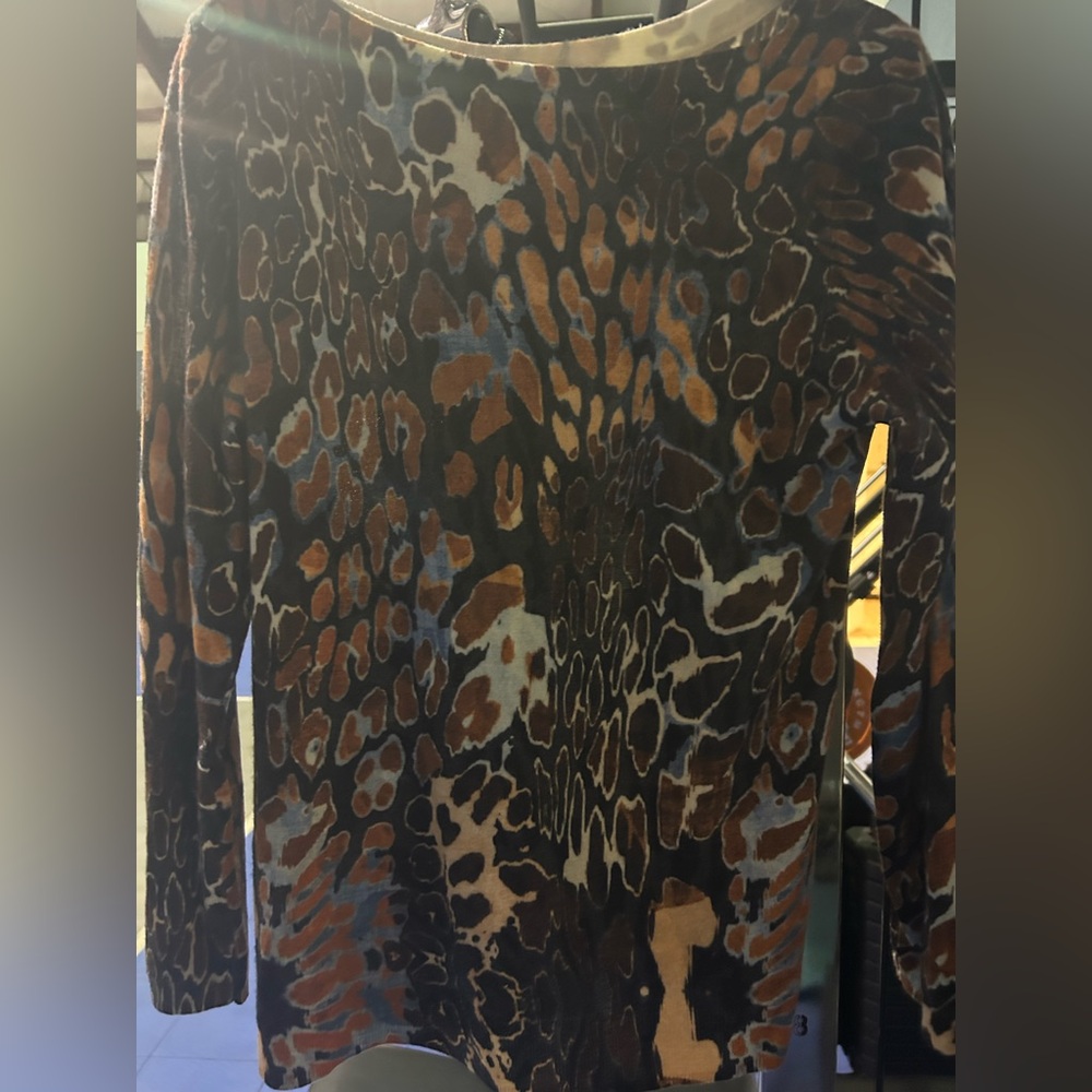 Talbot Leopard Print Long Sleeve Top merino wool
Size Large